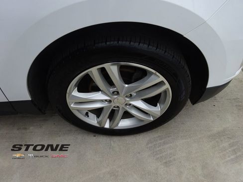 Used 2019 Chevrolet Equinox Premier image 10