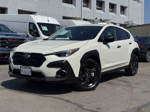 Used 2024 Subaru Crosstrek 2.0i AWD/4WD image 2