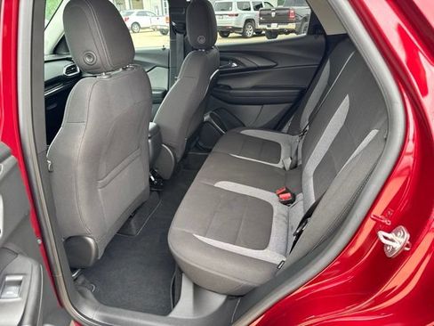 Used 2023 Chevrolet TrailBlazer LT FWD image 21