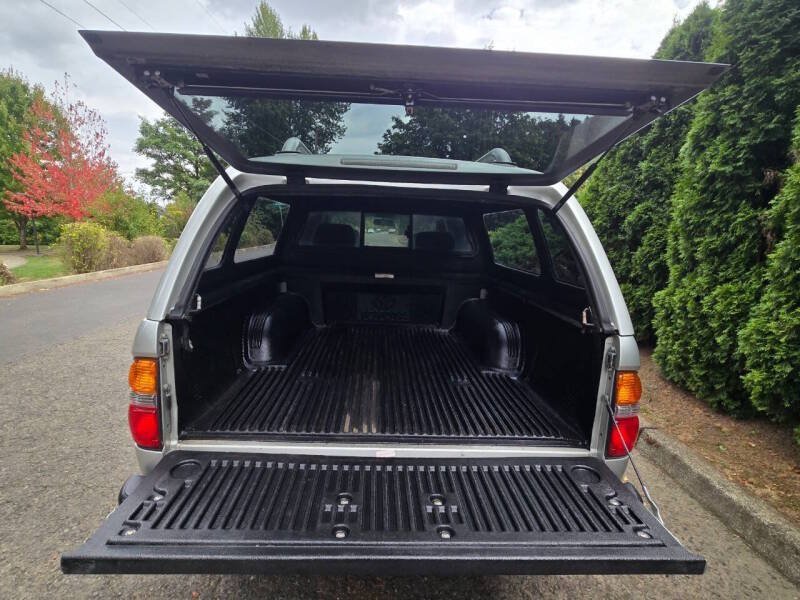 Used 2003 Toyota Tacoma PreRunner RWD image 7