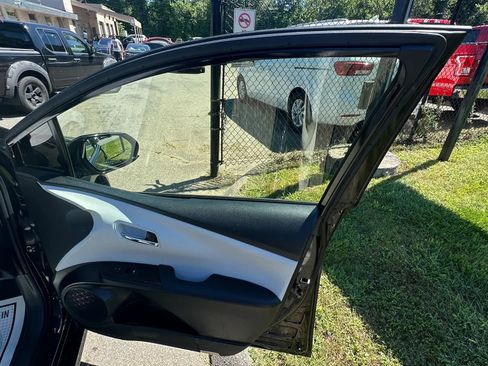 Used 2018 Toyota Prius Two w/ Prius Two Safety Plus Package FWD image 25