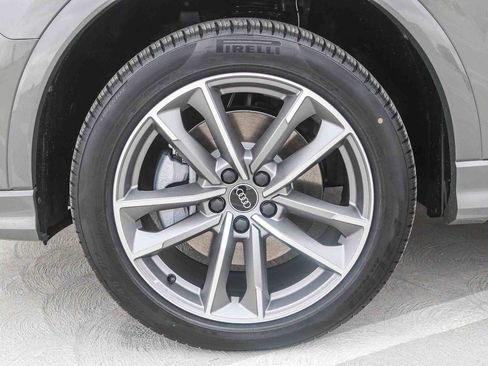 New 2025 Audi Q3 2.0T Premium image 14