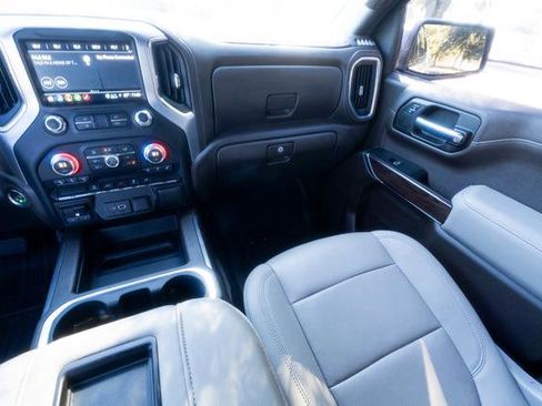 Used 2022 GMC Sierra 1500 SLT w/ SLT Premium Package image 16