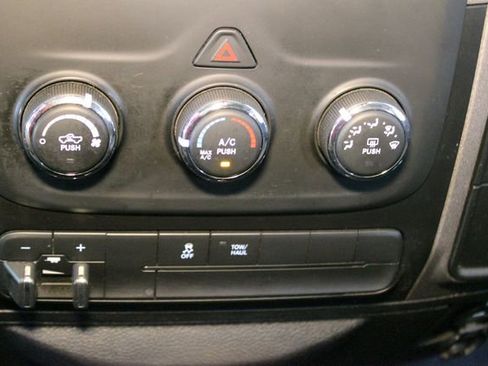 Used 2019 RAM 1500 Express w/ Wheel & Sound Group AWD/4WD image 25