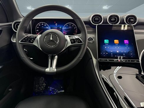 Used 2026 Mercedes-Benz GLC 300 image 26