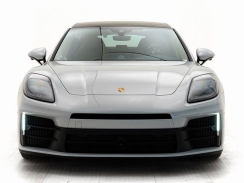 New 2025 Porsche Panamera 4 E-Hybrid image 31