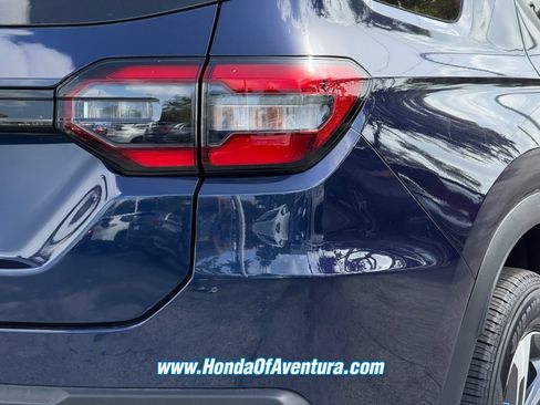 Certified 2025 Honda Pilot EX-L image 6