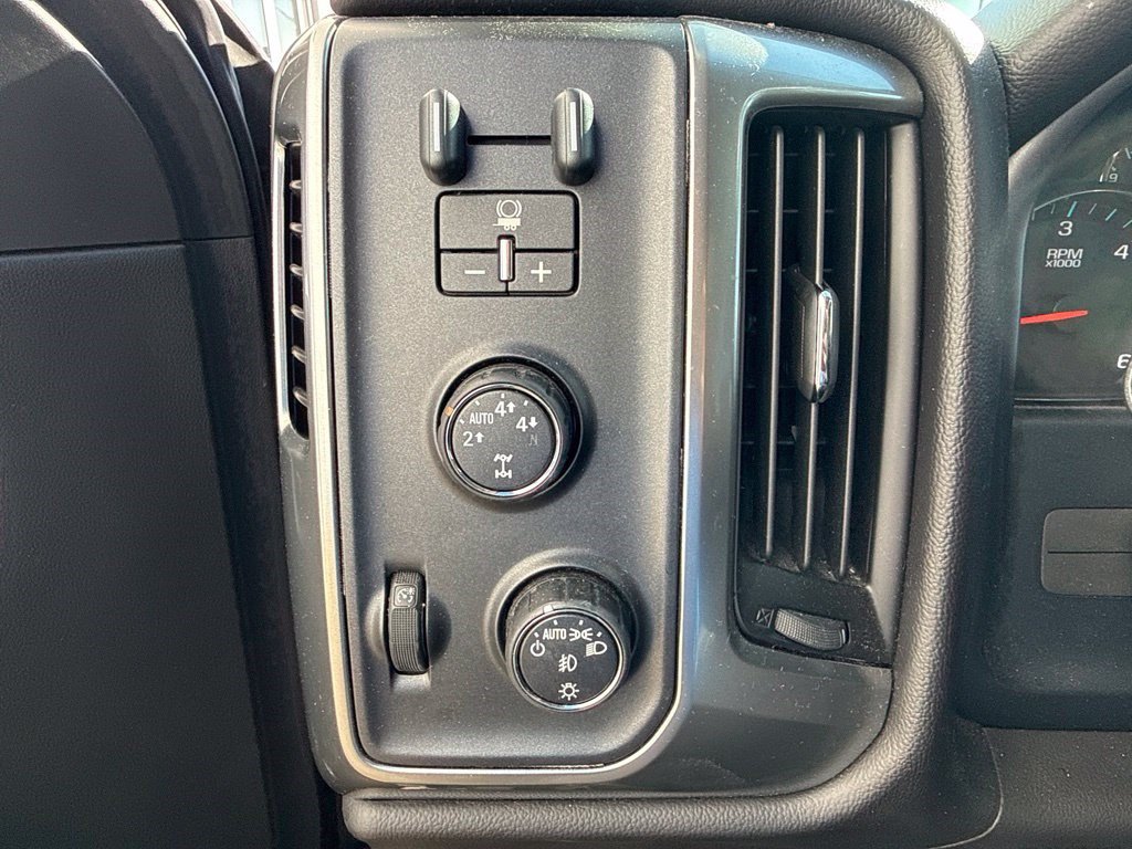 Used 2015 Chevrolet Silverado 1500 LT w/ All Star Edition AWD/4WD image 15