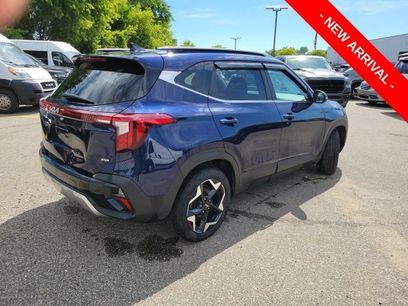 Used 2024 Kia Seltos EX