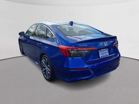 Certified 2024 Honda Civic Touring image 8