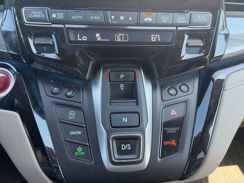Used 2021 Honda Odyssey Elite image 21