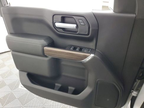 Used 2019 Chevrolet Silverado 1500 LT w/ All-Star Edition image 26