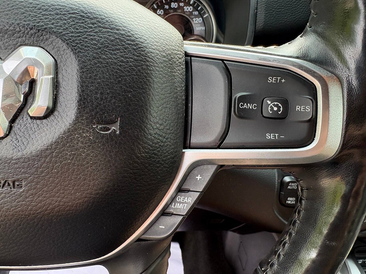 Used 2019 RAM 1500 Big Horn AWD/4WD image 18