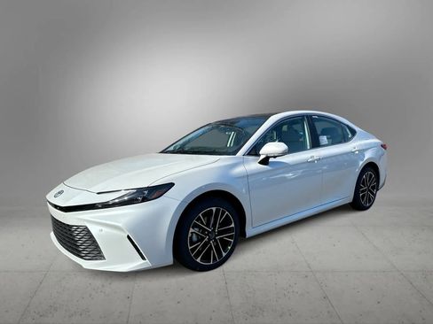 New 2026 Toyota Camry XLE image 1