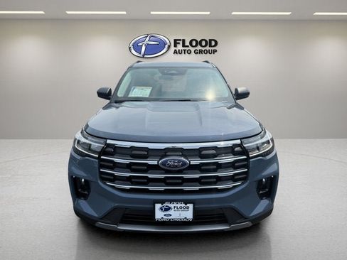 New 2026 Ford Explorer Active w/ Active Comfort Package AWD/4WD image 2