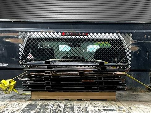 Used 2022 Chevrolet Silverado 3500 W/T w/ Snow Plow Prep Package AWD/4WD image 7