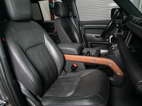 Used 2020 Land Rover Defender 110 X image 8