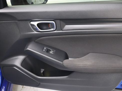 Used 2024 Honda Civic Sport image 11