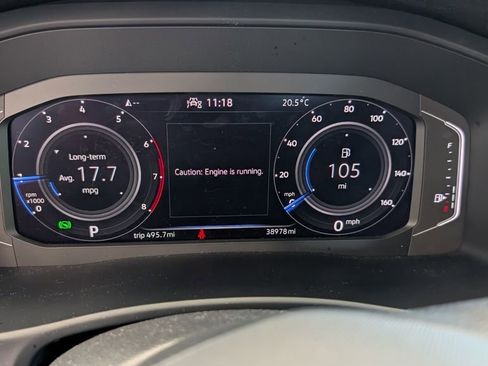 Used 2023 Volkswagen Atlas SE w/ Panoramic Sunroof Package image 2