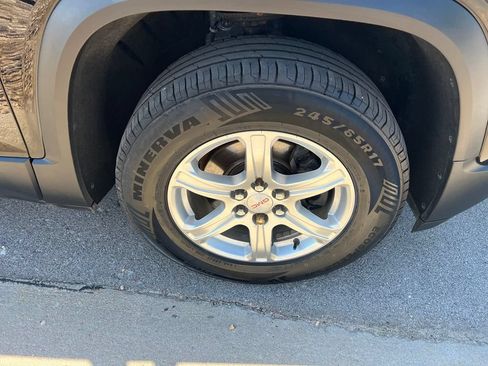Used 2019 GMC Acadia SLE AWD/4WD image 12