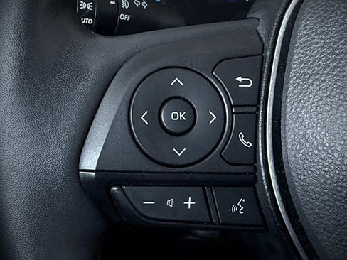 Used 2024 Toyota RAV4 XLE Premium image 12