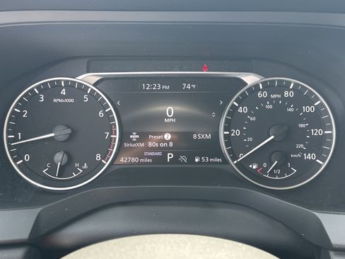 Used 2024 Nissan Pathfinder S FWD image 27