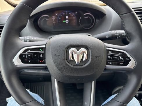 Used 2024 RAM ProMaster 3500 w/ Delivery Van Package image 29