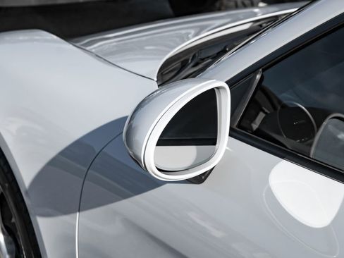 Used 2021 Porsche 718 Cayman RWD image 34