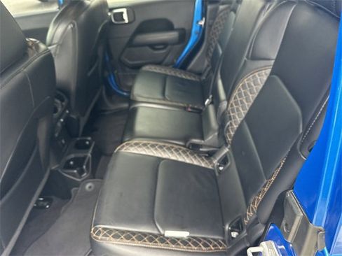 Used 2023 Jeep Gladiator Overland image 19