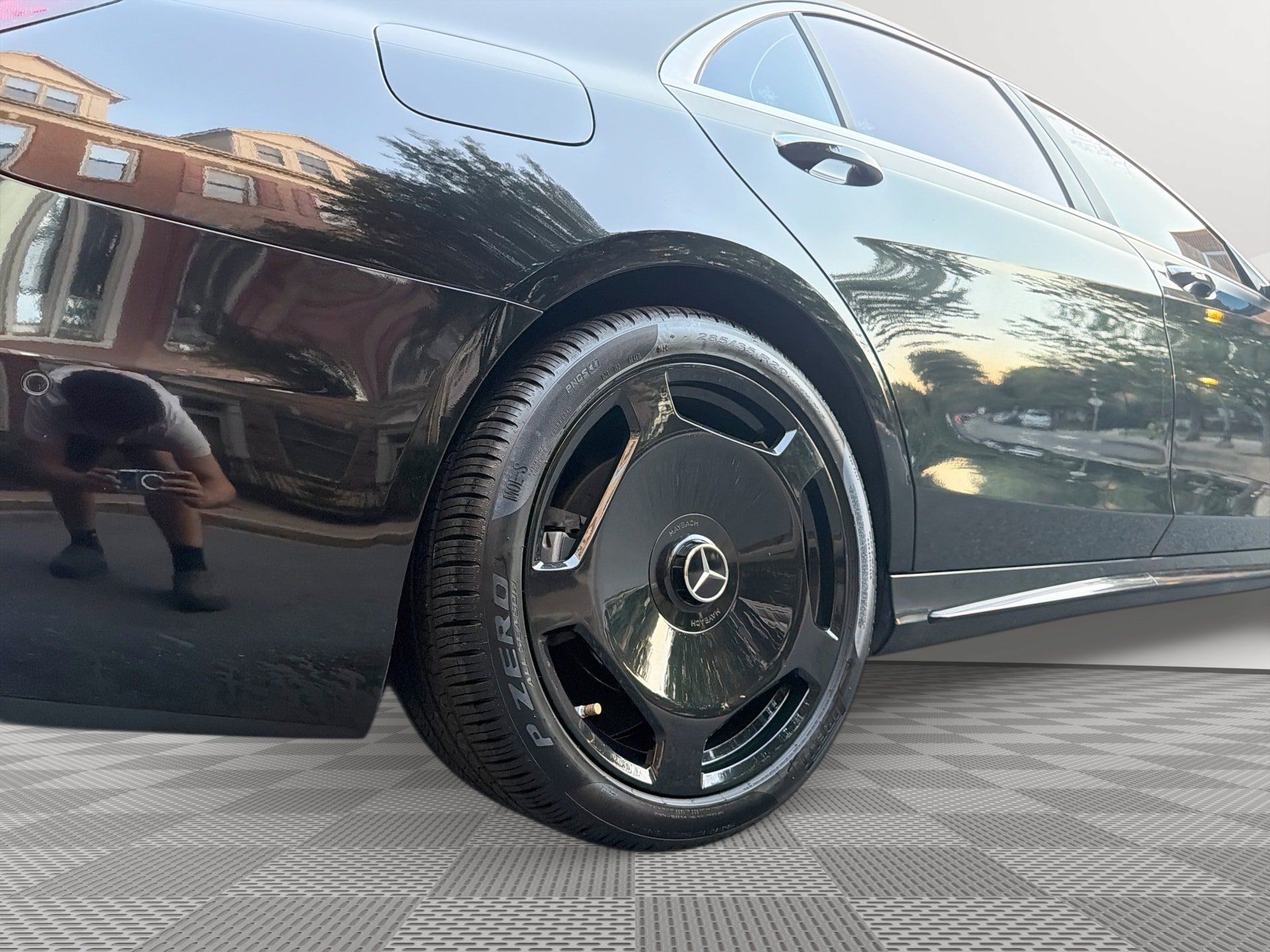 Used 2019 Mercedes-Benz S 560 Sedan image 30