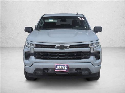 Used 2024 Chevrolet Silverado 1500 RST RWD image 2