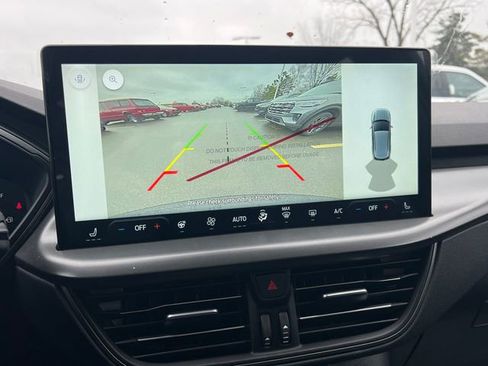 New 2026 Ford Escape SE image 17