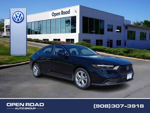 Used 2023 Honda Accord LX image 1