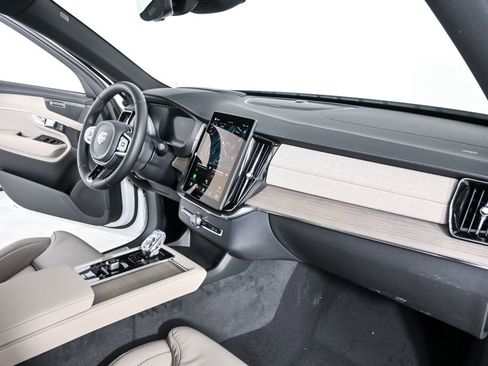 New 2026 Volvo XC90 B6 Ultra AWD/4WD image 25