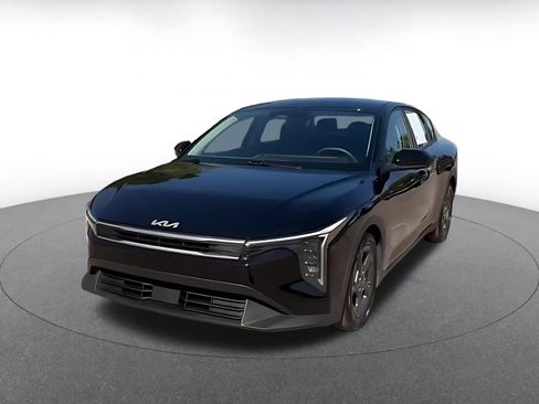 Used 2025 Kia K4 LXS image 7