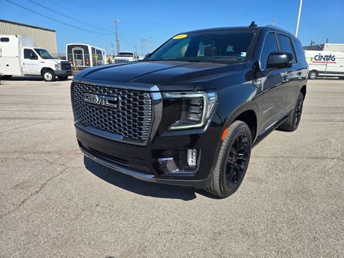 Used 2024 GMC Yukon Denali Ultimate AWD/4WD image 7