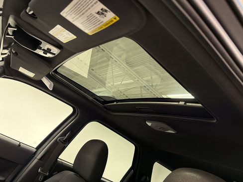 Used 2009 Ford Escape XLT FWD image 22