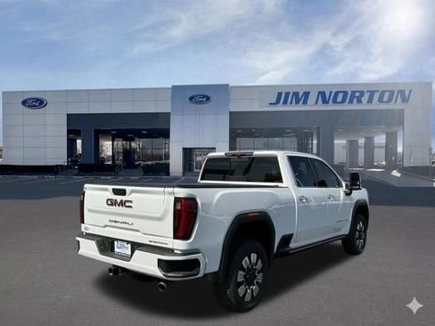Used 2025 GMC Sierra 2500 Denali w/ Denali Reserve Package AWD/4WD image 4
