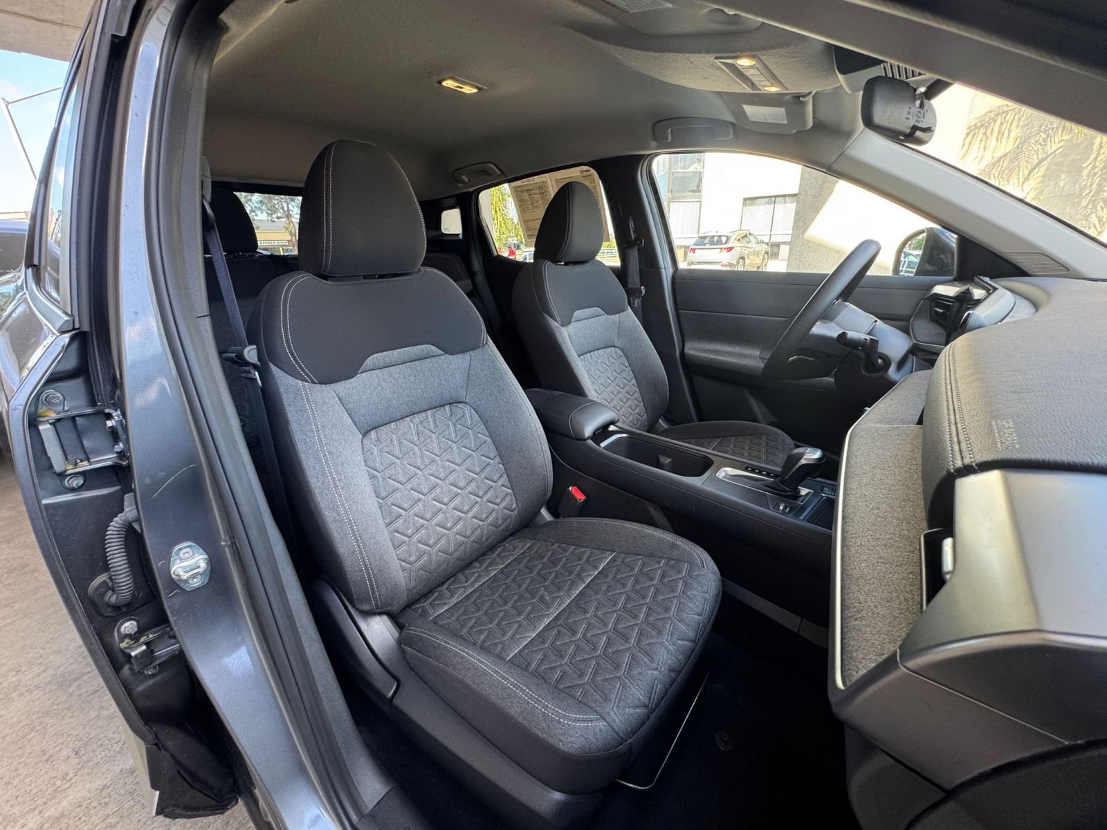 Used 2026 Nissan Kicks SV w/ Cold Weather Package FWD image 34