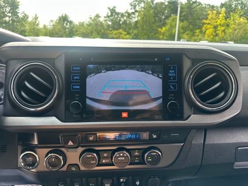 Used 2019 Toyota Tacoma TRD Pro AWD/4WD image 37