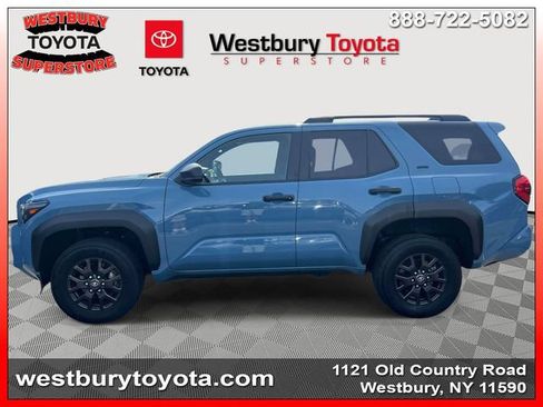 Used 2025 Toyota 4Runner SR5 AWD/4WD image 7