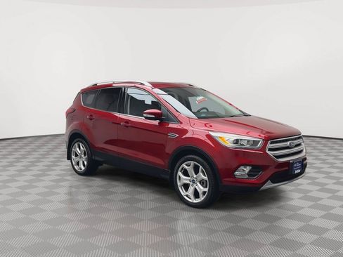 Used 2019 Ford Escape Titanium w/ U9j03 - Titanium Tow Package AWD/4WD image 33