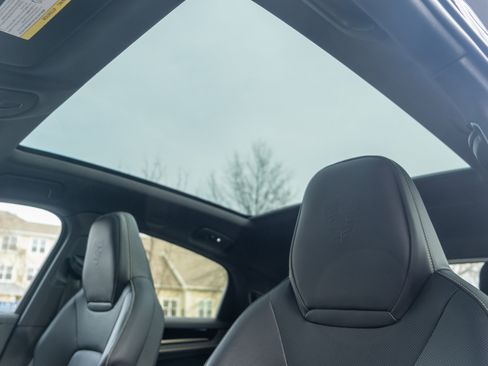 Certified 2025 Porsche Cayenne S image 19