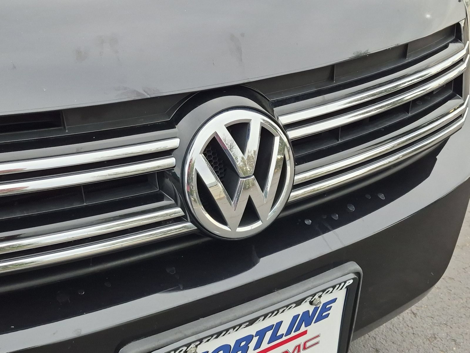 Used 2016 Volkswagen Tiguan SE AWD/4WD image 10