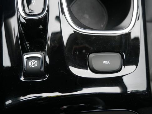 Used 2023 Buick Envision Avenir AWD/4WD image 24