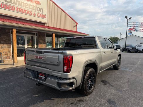 Used 2023 GMC Sierra 1500 Elevation w/ Elevation Premium Package AWD/4WD image 4