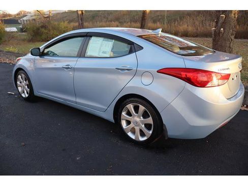 Used 2011 Hyundai Elantra Limited w/ Premium Pkg 5 image 6