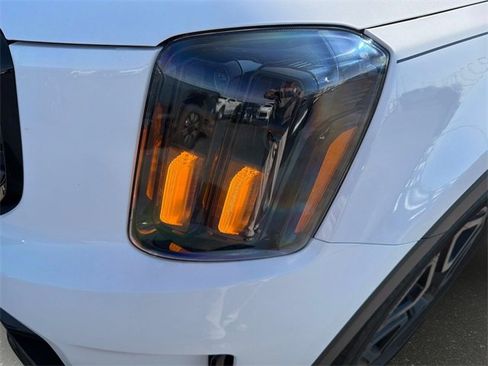 Used 2025 Kia Telluride EX X-Line image 9