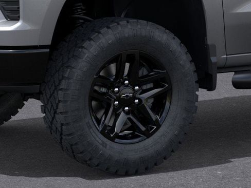 New 2026 Chevrolet Silverado 1500 Custom Trail Boss w/ Dark Appearance Package image 9