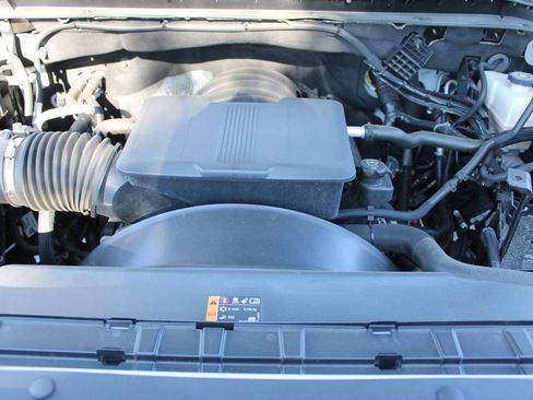 Used 2024 Chevrolet Silverado 2500 LT image 39